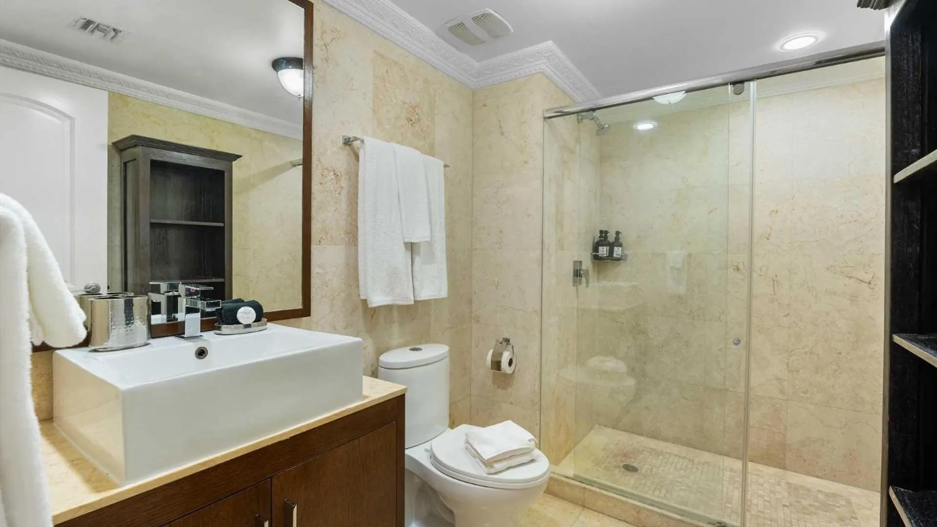 Beachfront - Absolute Luxury 2Br Condo - Bc254 Palm Beach