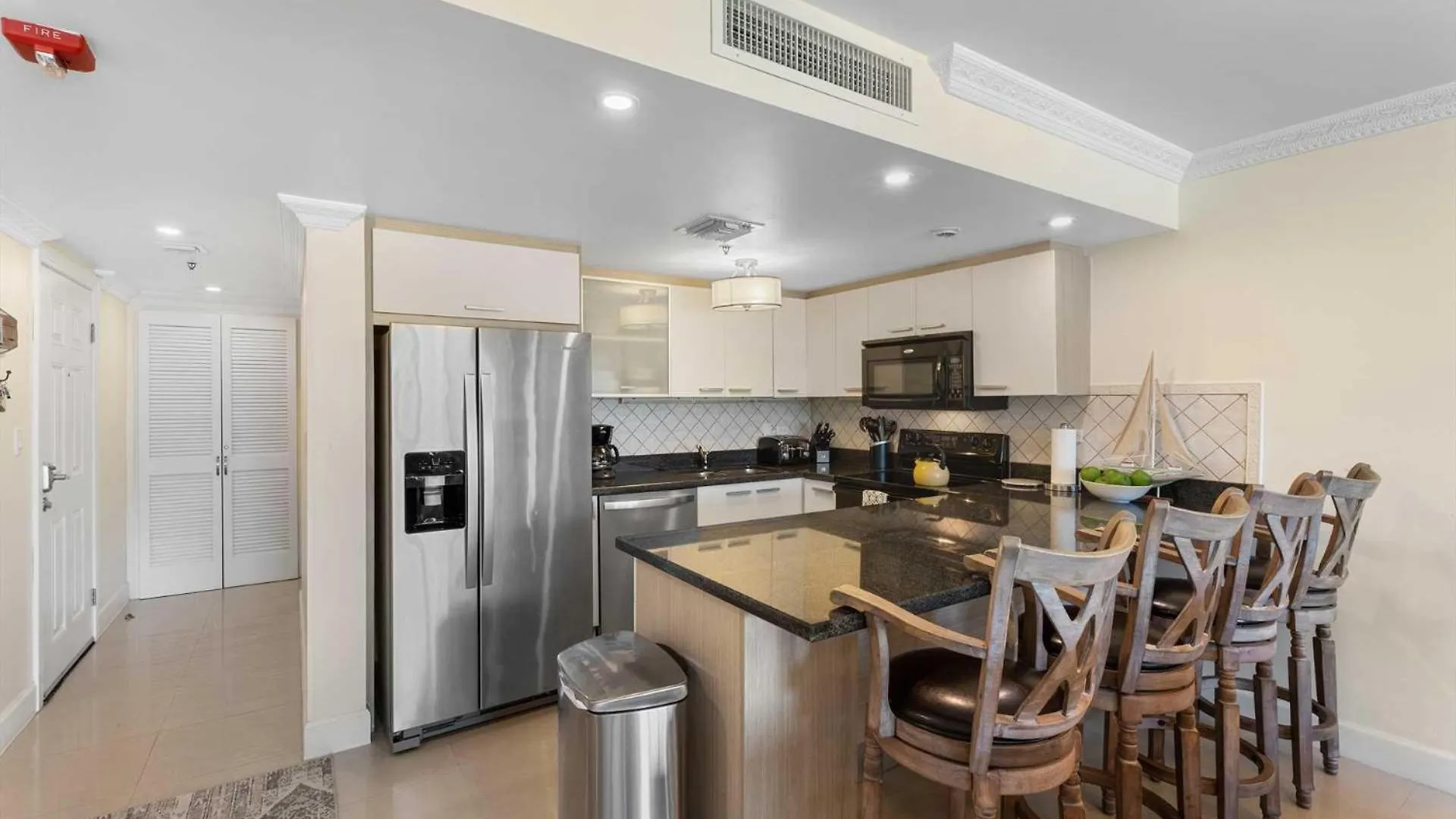 Beachfront - Absolute Luxury 2Br Condo - Bc254 Palm Beach