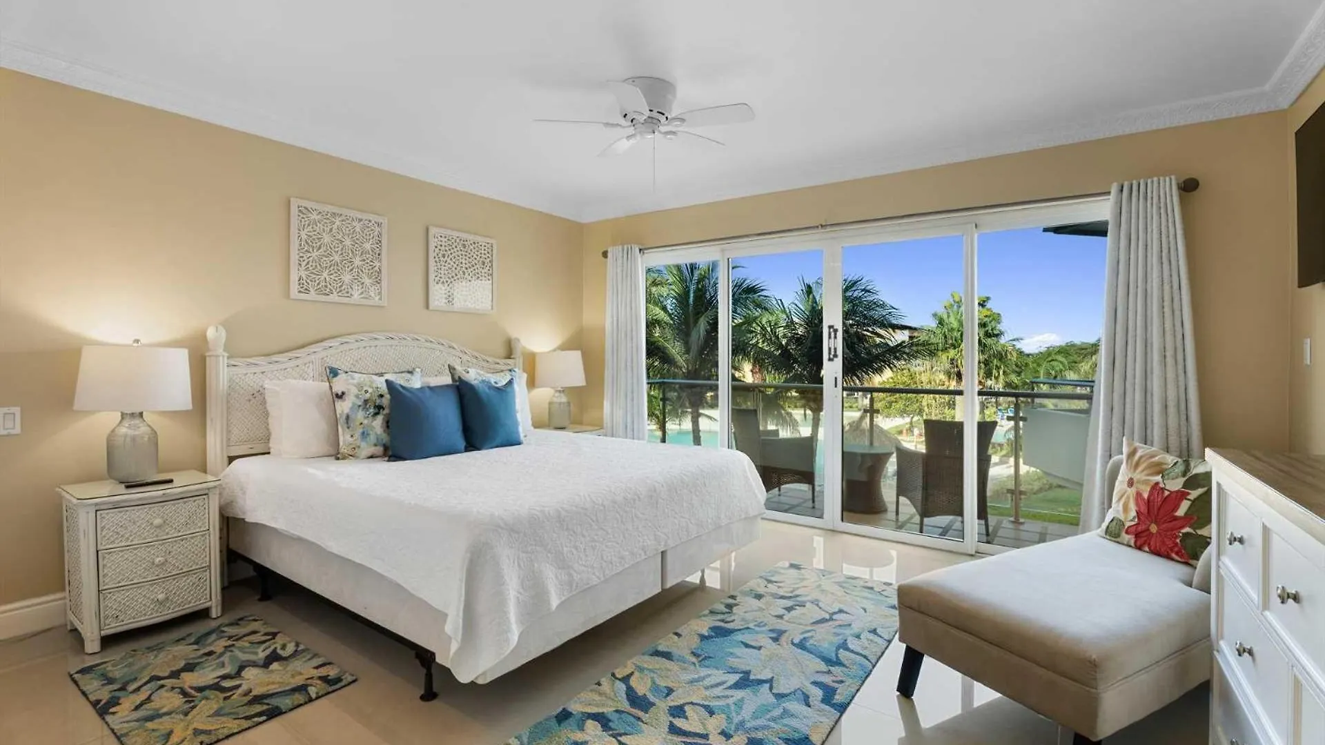 Beachfront - Absolute Luxury 2Br Condo - Bc254 Palm Beach Holiday home